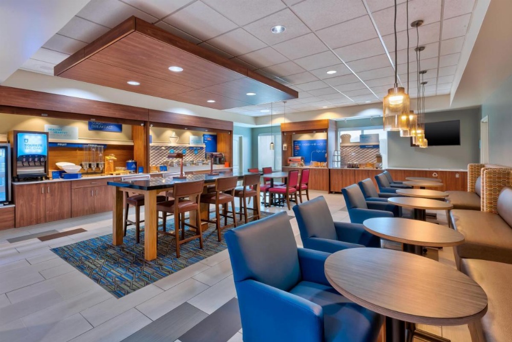 Holiday Inn Express & Suites - Effingham Image 31