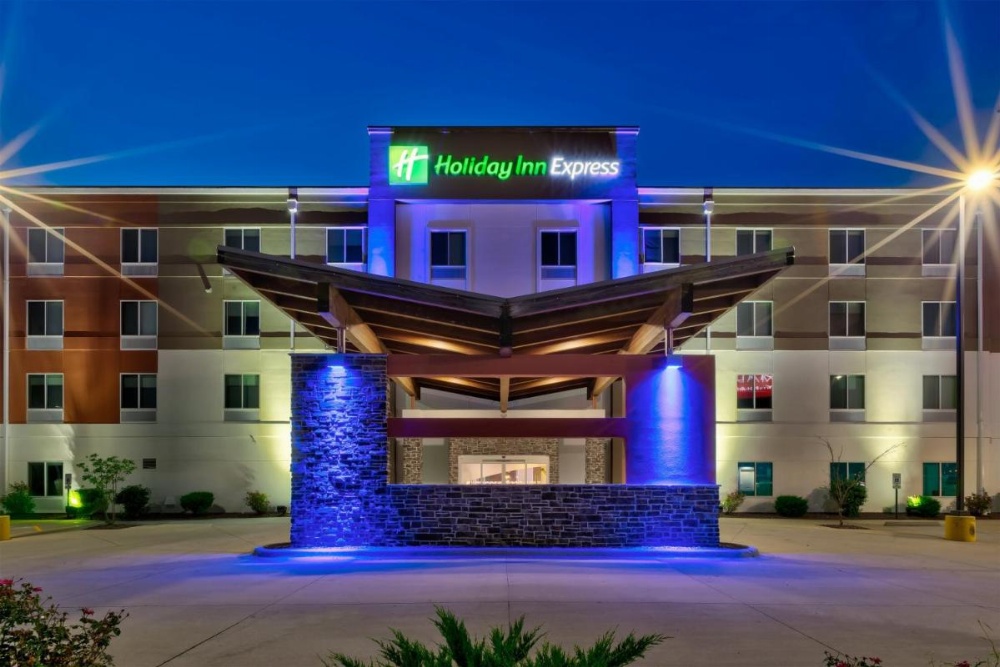Holiday Inn Express & Suites - Effingham Image 40
