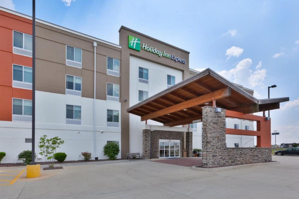 Holiday Inn Express & Suites - Effingham Image 41